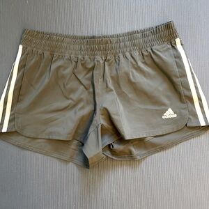 Women’s Adidas running shorts. Size M. Mid rise, short.